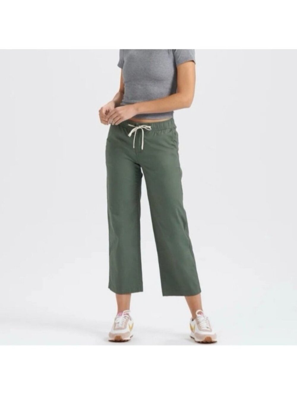 VUORI Women's Ripstop Wide Leg Cropped Pants Army Green Hiking Outdoors